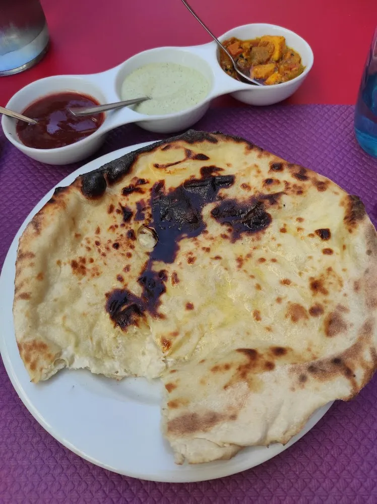 Cheese Naan